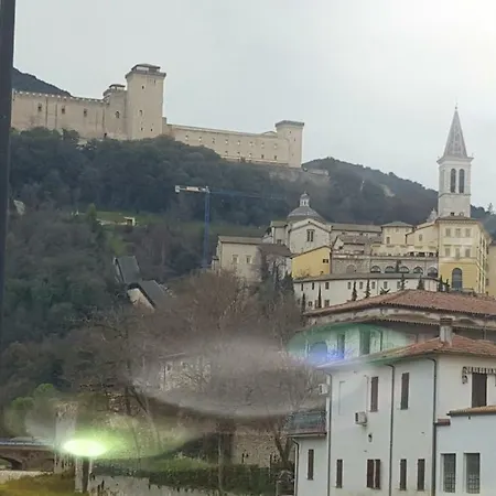 شقة Via Della Posterna سبوليتو